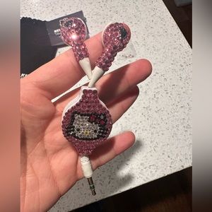 Kimora Lee Simpson Swarovski Crystal Hello Kitty Headphones
